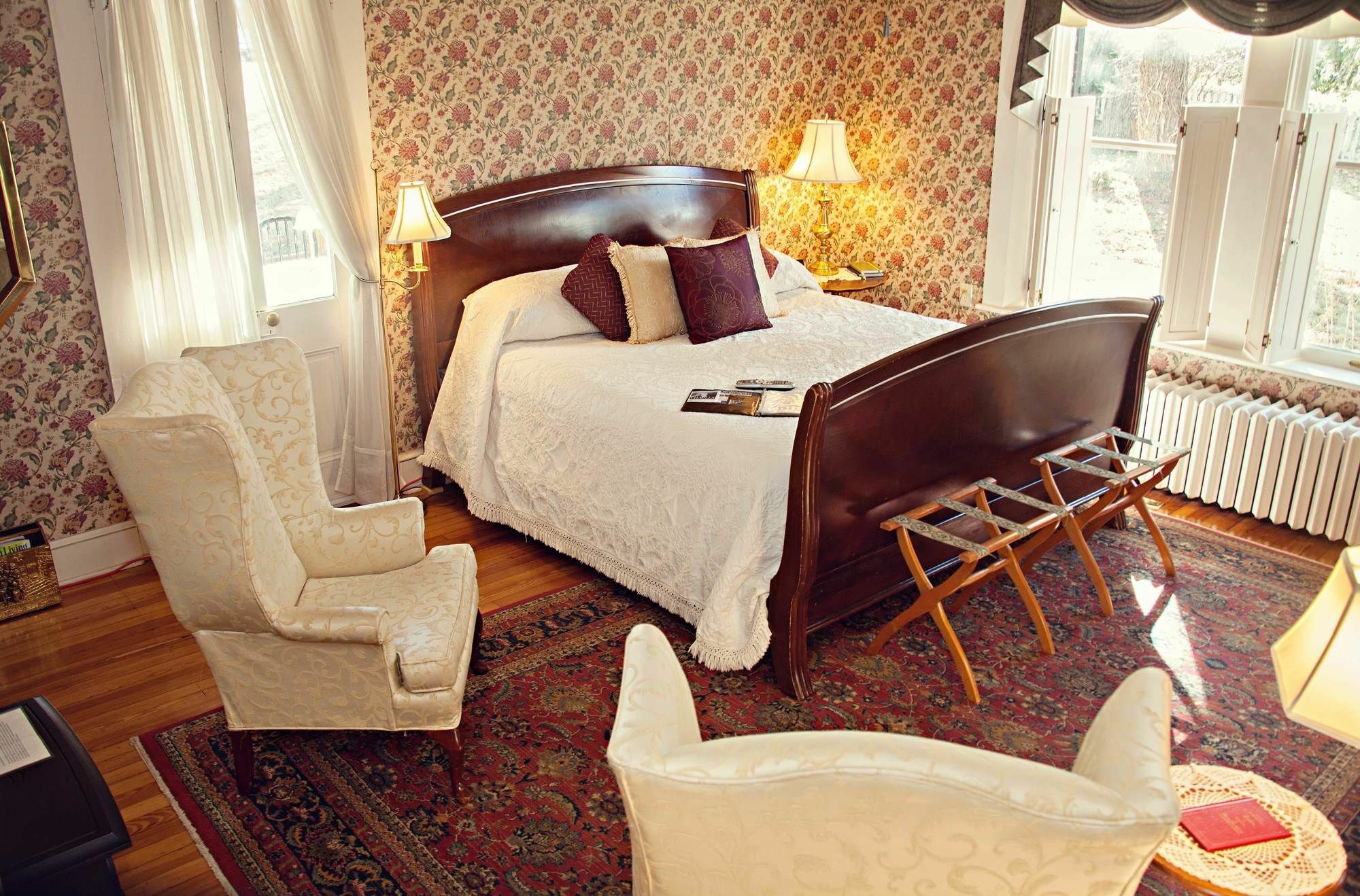 The Carriage Inn Bed And Breakfast Charles Town Buitenkant foto