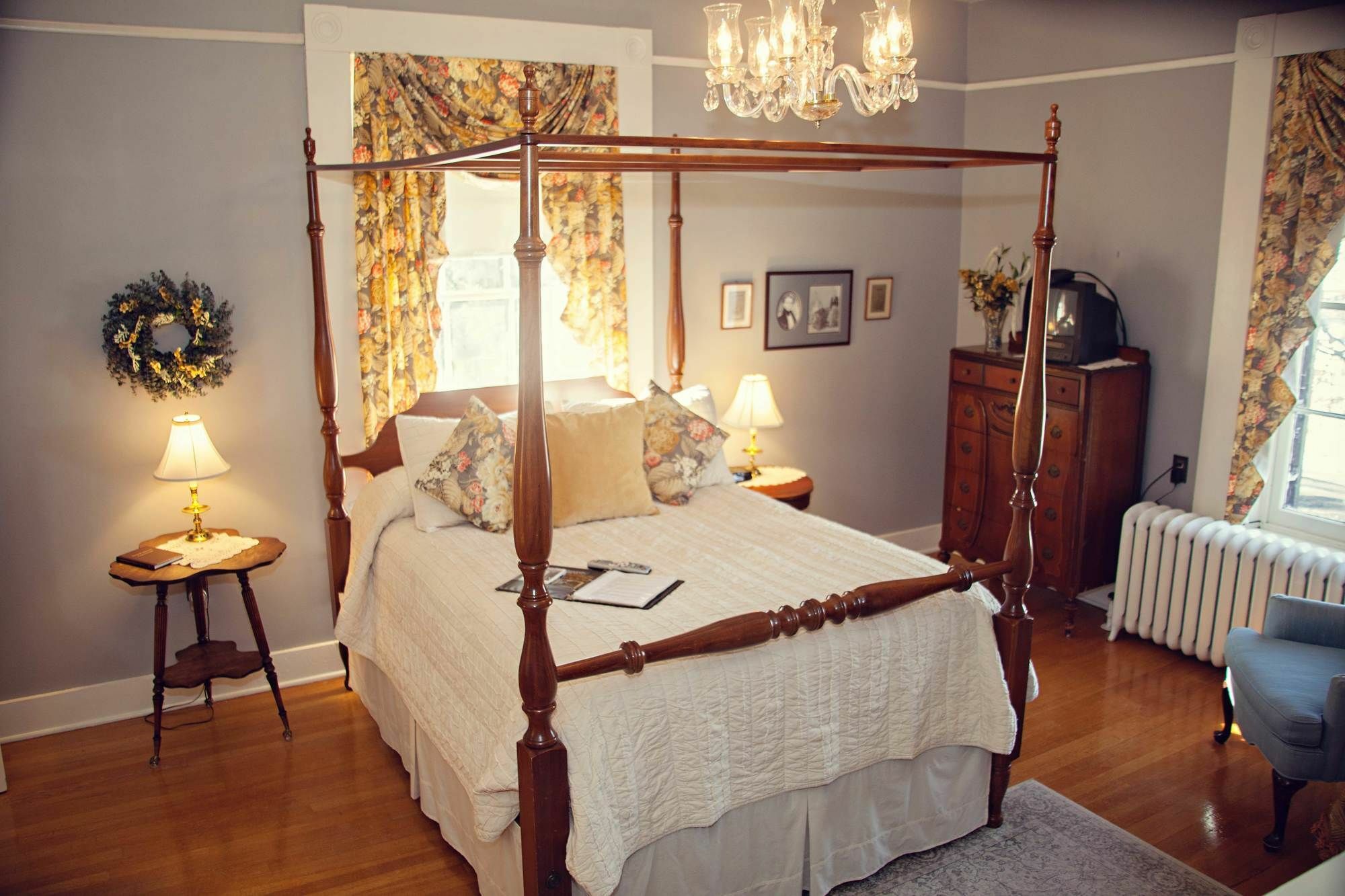 The Carriage Inn Bed And Breakfast Charles Town Buitenkant foto